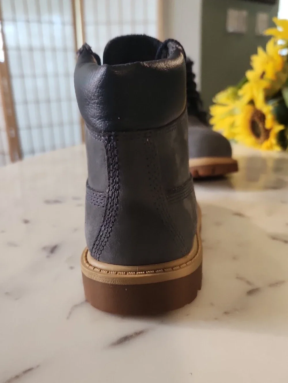 Timberland Blue Suede Work Boots with Tan Lug Sole Sz11 Toddler